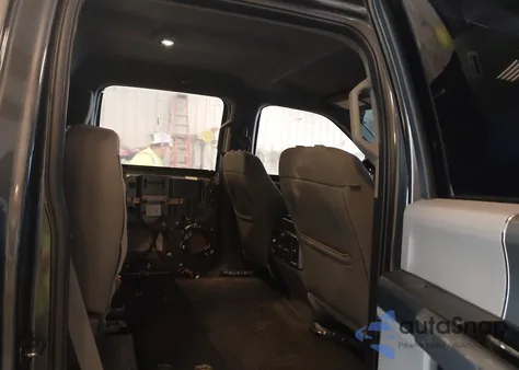 2017 Ford F-250 Xlt z USA, uszkodzony, nr VIN 1FT7W2BT1HEE69676